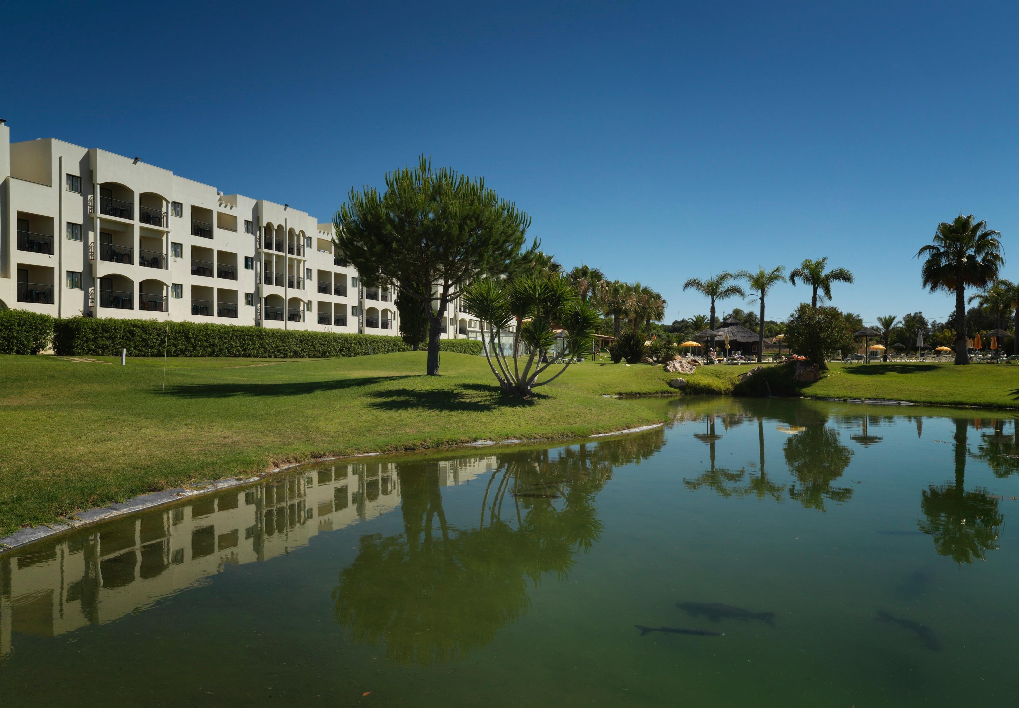Yellow Alvor Garden Exterior foto